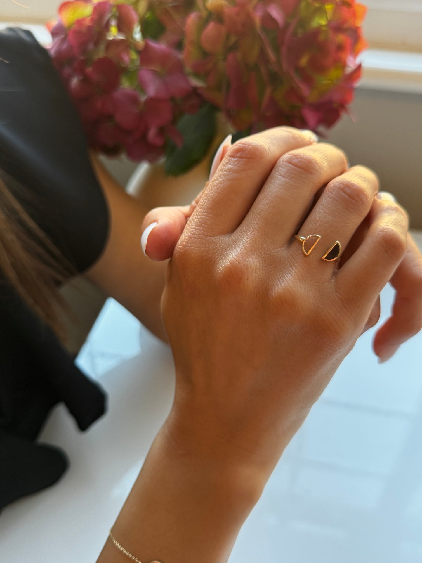 9ct Yellow Gold Moon Style Black Enamel Ring